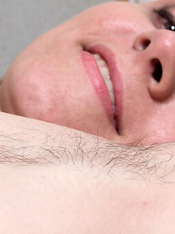 queasy female armpits porn pic